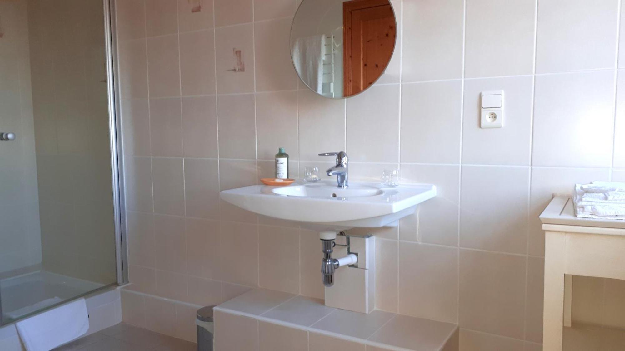 Domaine De Montvianeix Bed & Breakfast Saint-Victor-Montvianeix Ruang foto